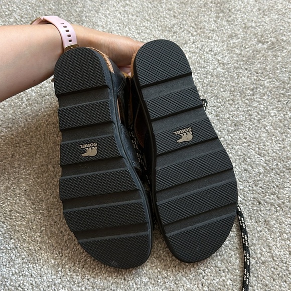 Sorel Sandals - Picture 3 of 3
